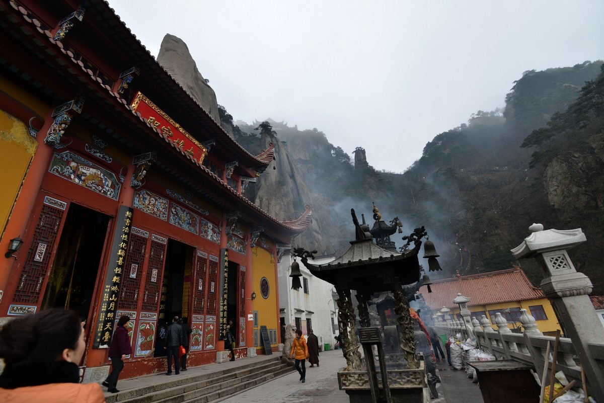 五大名山:九华山地藏菩萨道场风景图