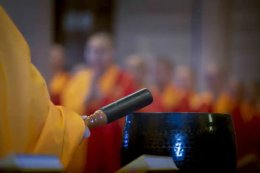 佛教为什么规定要在早晚二时做功