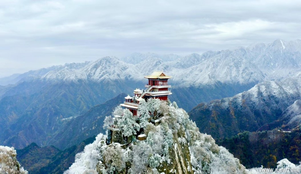 冬天的灵应台