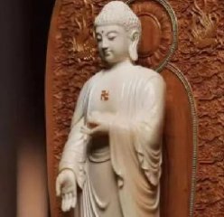 净土修行只需念佛，不需要读经吗？